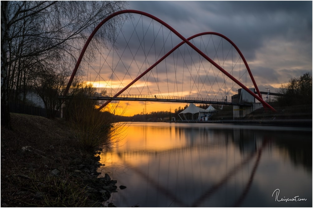 Sonnenuntergang über dem Rhein-Herne-Kanal