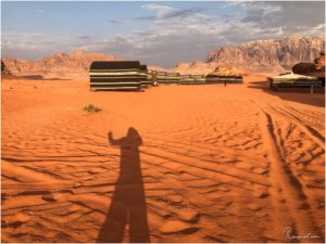 Wadi Rum Nomads Basecamp kurz nach Sonnenaufgang